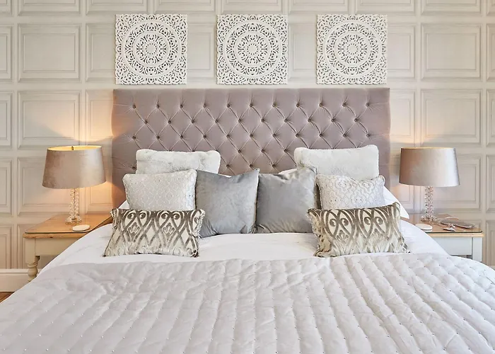 Apartment 2, 15 Prospect Hill *